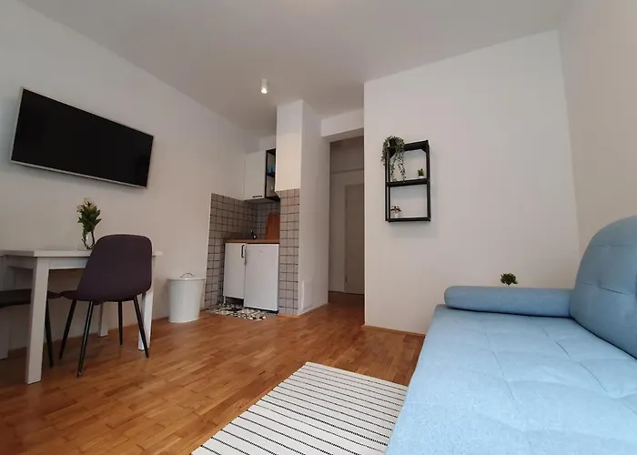 Sweet Vibes At Siska District, With Parking Apartament