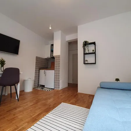 Sweet Vibes At Siska District, With Parking Apartmán